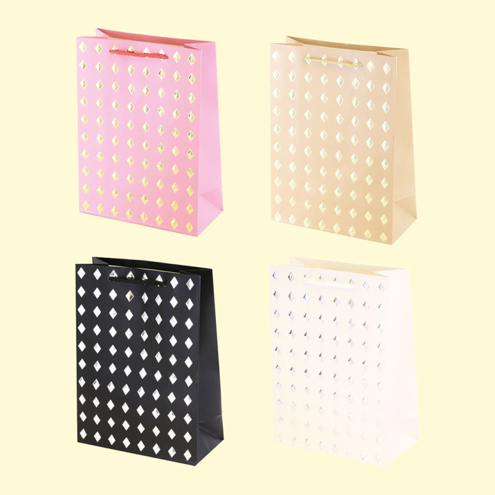 Gift set of 12 bags 26 x 32 x 10 cm