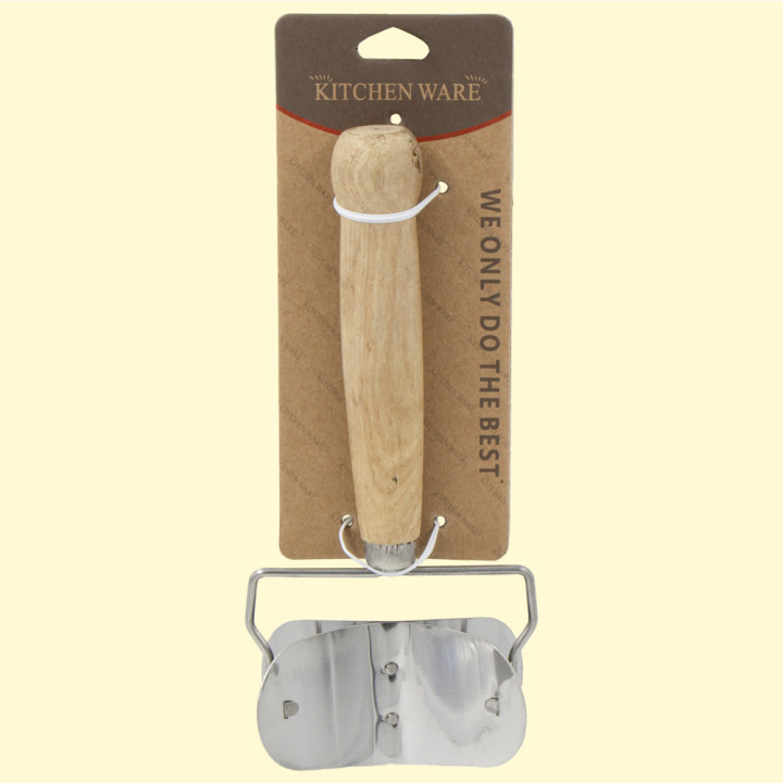 Teigmesser mit Holzgriff für Pelmeni, 18 cm