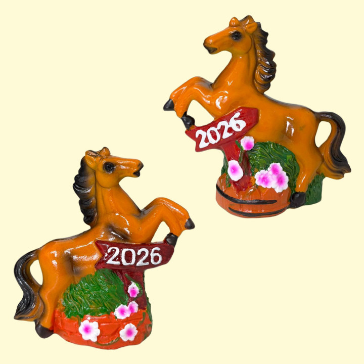 Копилка - Фигурка Год Лошади 2026 в двух вариантах, 14,5 x 7 x 15 см, из полимера